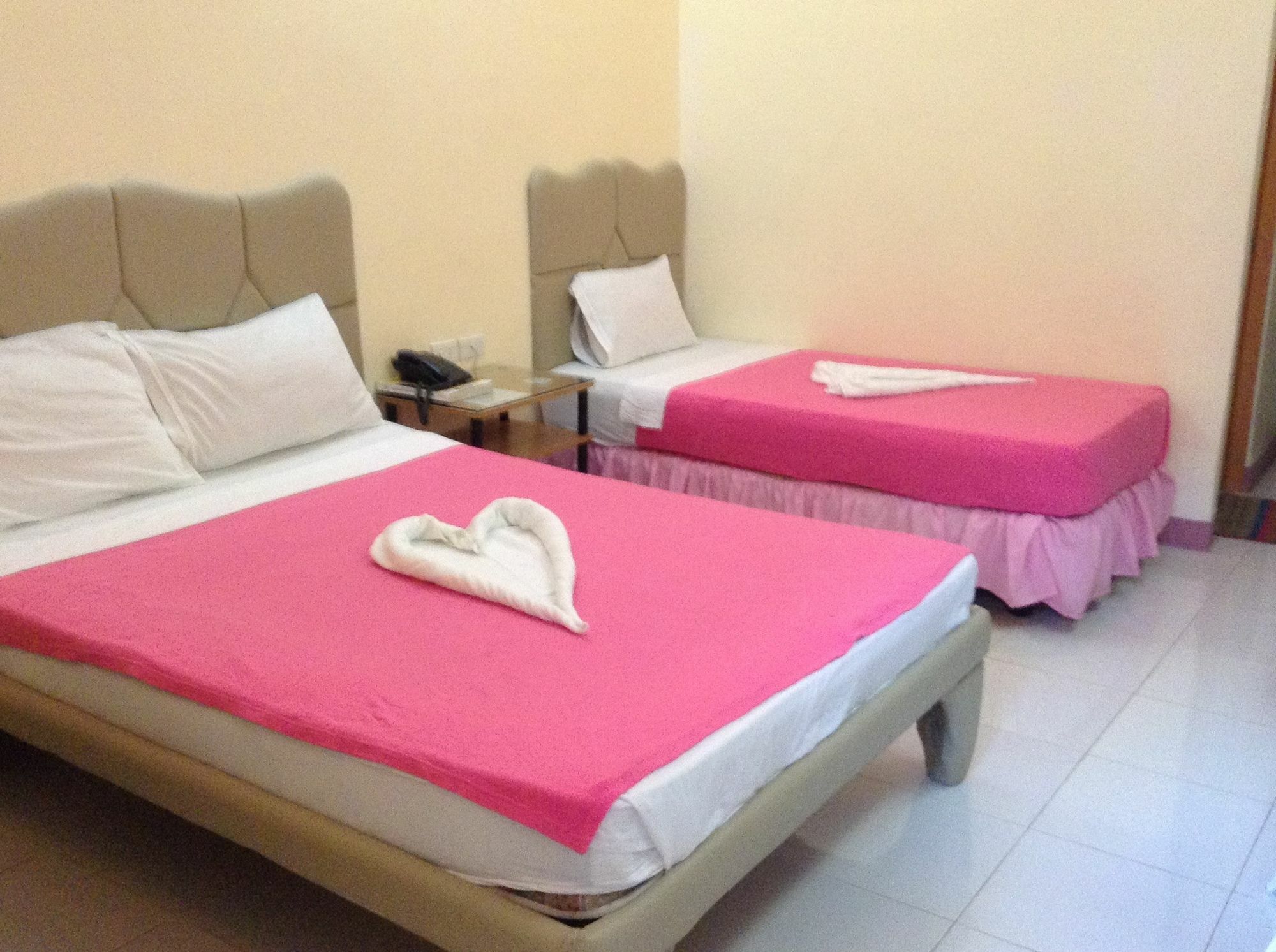 John Mig Hotel ماكتان المظهر الخارجي الصورة